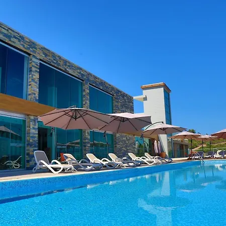 Villa Bodrum Adabuku Luks 2 1 Ozel Plaj Ve Havuzlu