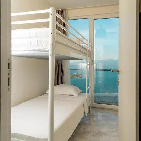 Vila Bodrum Adabuku Luks 2 1 Ozel Plaj Ve Havuzlu